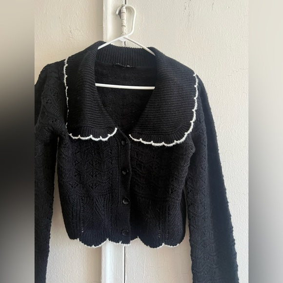 Endless Rose Scallop Collared Trim Knit Cardigan - Picture 5 of 7